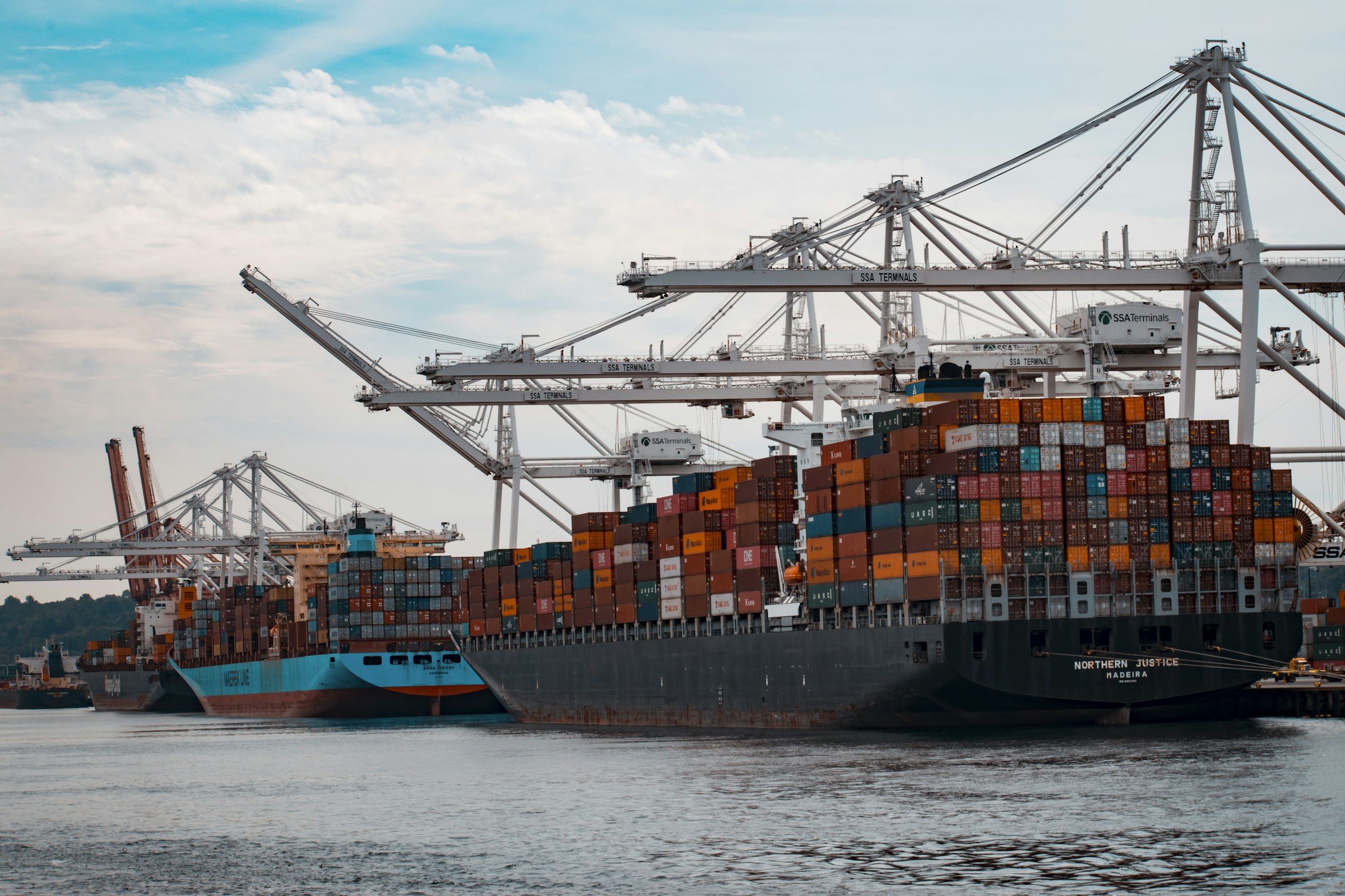 Stacked containers