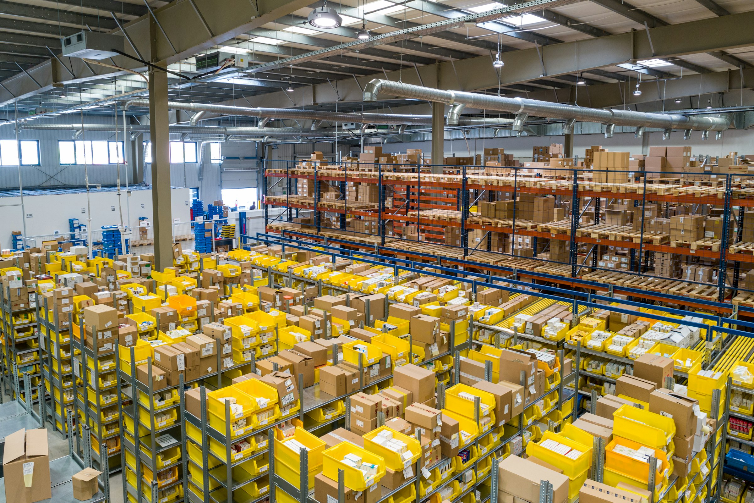 Warehouse freight floor